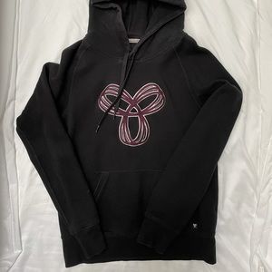 Aritzia TNA hoodie size M